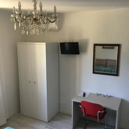 Il Naif Pensión Florencia